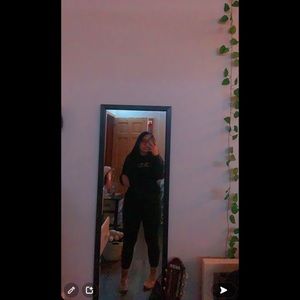 Meet your Posher, Isabel